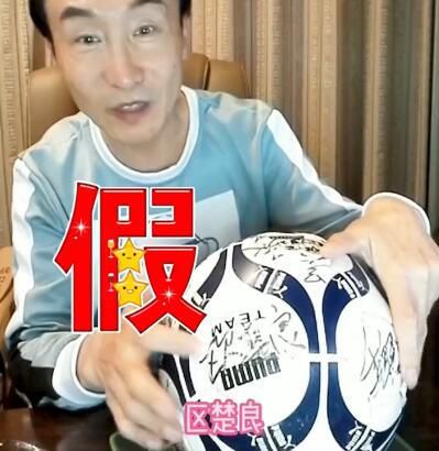 舞蹈生脱裤子撅着打屁股